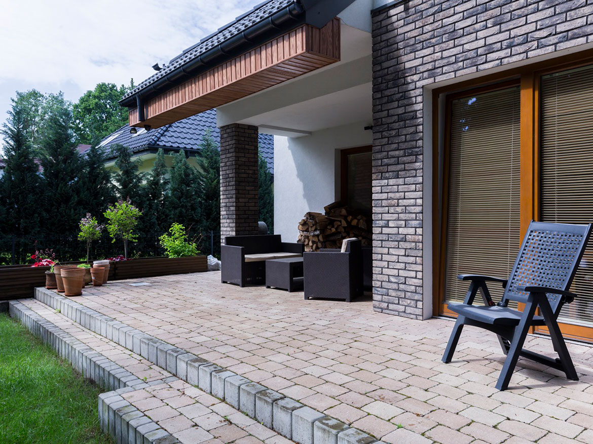 028 Relaxing studio