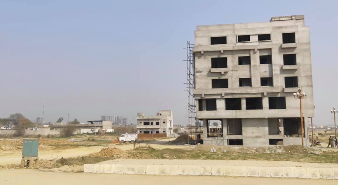 Mumtaz City